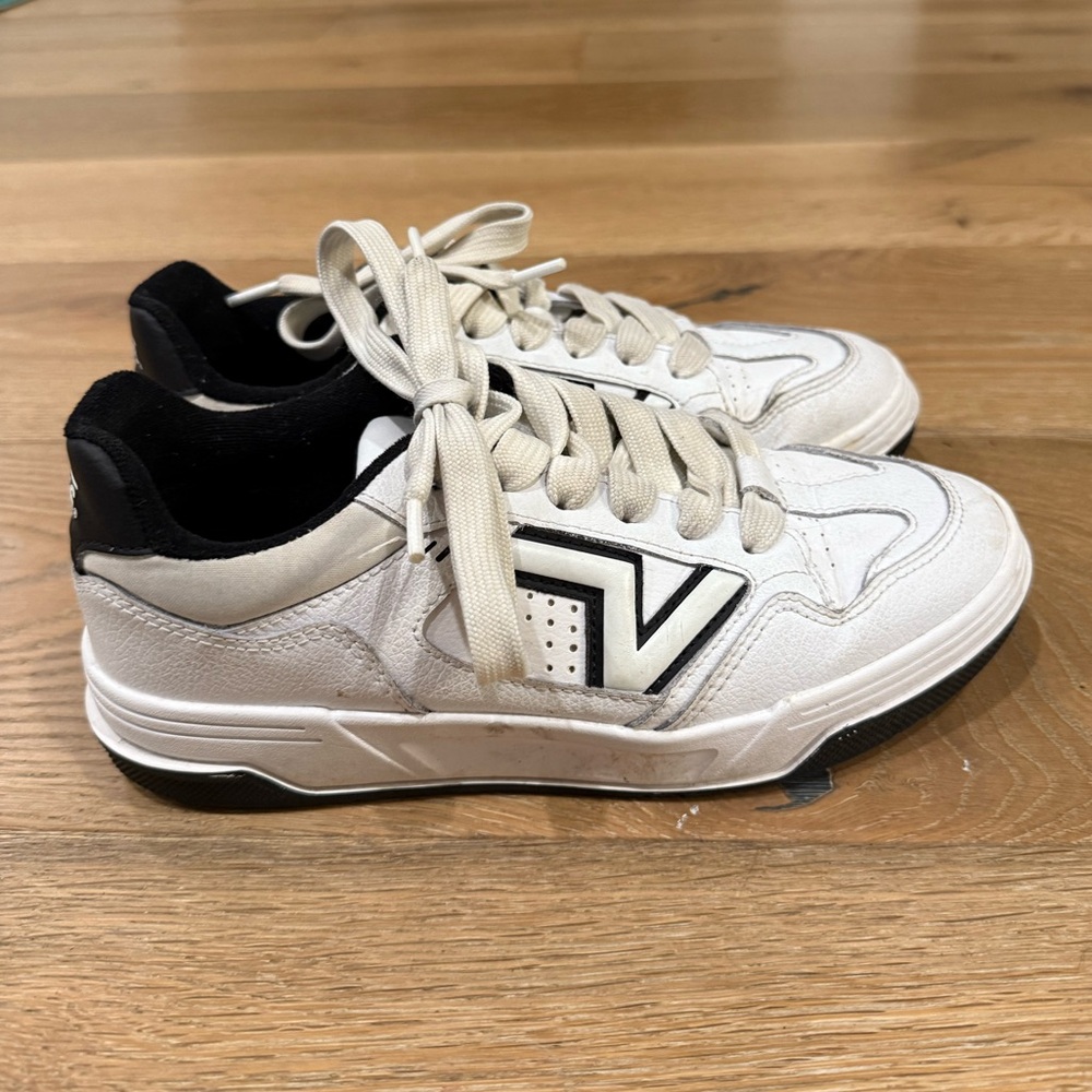 Vans Lowland Women's Sneakers